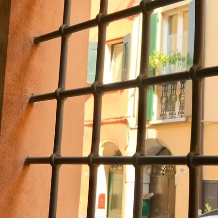 Apartment Senzanome Escape Bologna